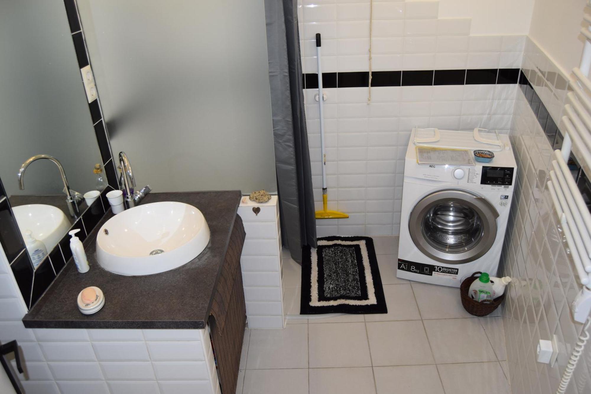 Castlehill The Perfect Blend Of Urban Living And Sightseeing Convenience